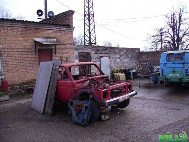 Продам сто 1000 кв.м. в г. Марганец
