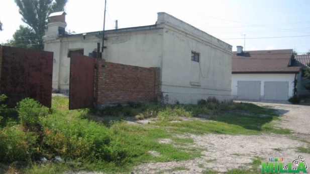 Продам пом-е под магазин  и кафе по ул Пограничной