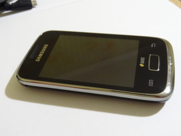 Телефон Galaxy Y Duos S6102 Black+ кож. чехол