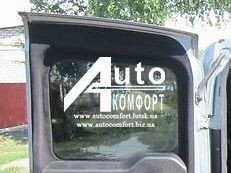 Заднее стекло (распашонка левая) без электрообогрева на Opel Combo D (2011-) (Опель Комбо Д 2011-)