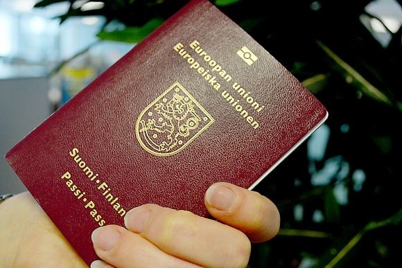 Паспорт Польши. Паспорт Финляндии. Гражданство ЕС.