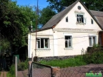 Пол дома в г. Ирпене в уютном, тихом месте
